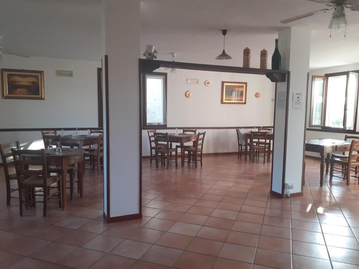 Hotel Locanda Delle Grotte Di Onferno Gemmano Exterior foto