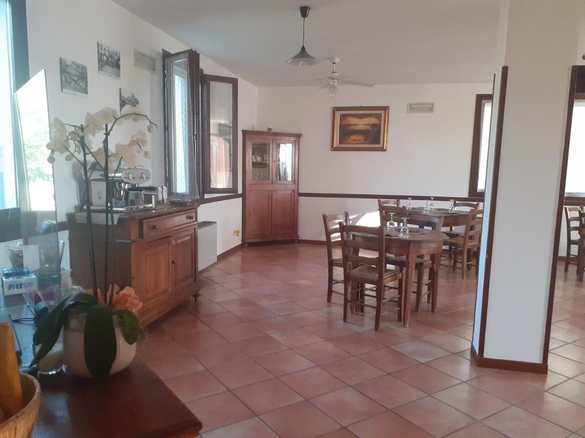 Hotel Locanda Delle Grotte Di Onferno Gemmano Exterior foto